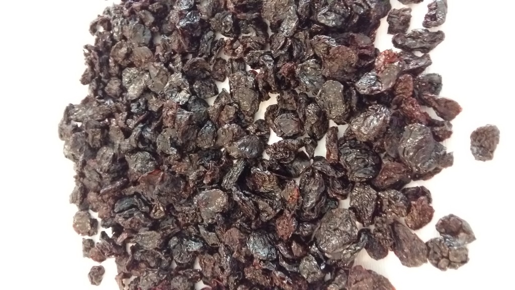 organic dried sour cherry