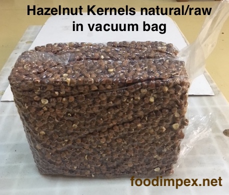 Hazelnut kernels natural